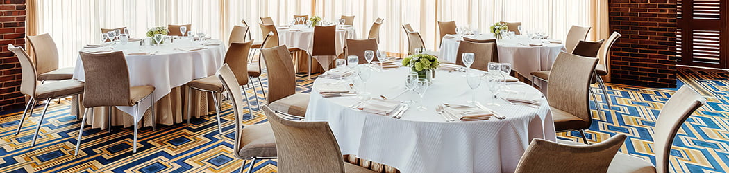Regattabar Dinner Setup