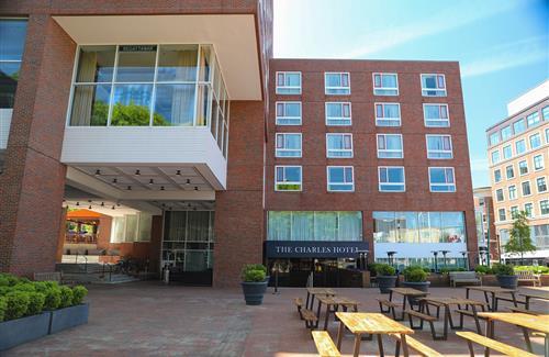 Exterior Charles Hotel